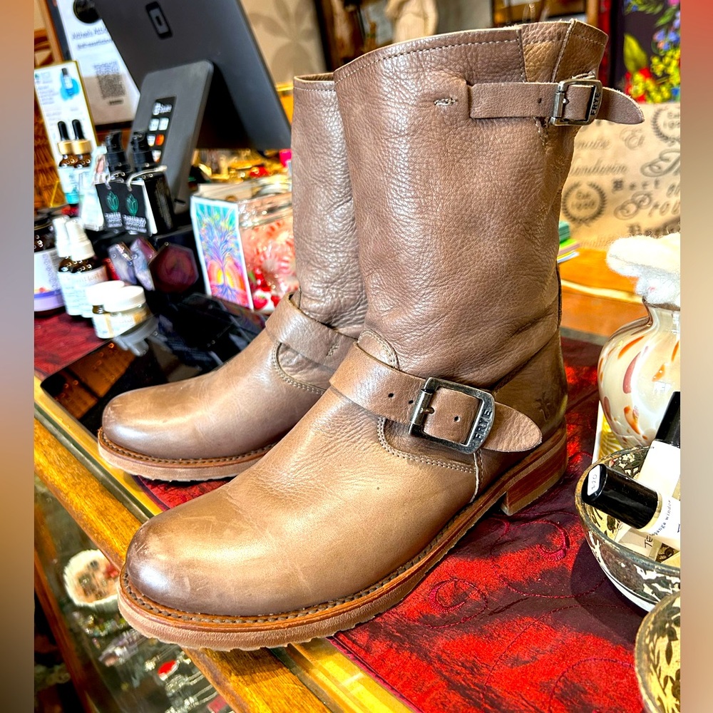 Frye “Veronica” short harness boot
Size 8